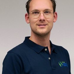 Rugklachten, Rugpijn, Rug en Bekkencentrum Breda, Krullaards Perfect Reset Breda, Rug Expertise Centrum Breda, REC Breda, Fysiotherapie Breda, Fysio Breda, Fysiotherapeut Breda, REC Amsterdam, fysiotherapie Amsterdam, Fysio Amsterdam, Fysiotherapeut Amsterdam, Rug Expertise Centrum Amsterdam, Nekpijn, Nekklachten, Rug Expertise Centrum Delft, REC Delft, Rug specialist, Fysiotherapie Delft, Fysio Delft, Fysiotherapeut Delft, Nekpijn Amsterdam, Rugpijn Amsterdam, Nekpijn Delft, Nekpijn Breda, Rugpijn Delft, Rugpijn Breda, Rugpijn Amsterdam, Rugklachten, Nekklachten, Rug Expert, Rug Expertise Centrum Edam, REC Edam, Rugspecialist Edam, Rugklachten Edam, Fysiotherapeut Edam, Fysiotherapie Edam, REC Goes, Rug Expertise Centrum Goes, Rugspecialist Goes, Nekpijn Goes, Fysio Goes, Rugspecialist Zeeland, Fysiotherapie Goes, Fysio Goes, REC Haarlem, Rugspecialist Haarlem, Fysio Haarlem, Fysiotherapeut Haarlem, Fysiotherapie Haarlem, REC Hoorn, Rugspecialist Hoorn, Rugklachten Hoorn, Fysio Hoorn, Fysiotherapie Hoorn, Fysiotherapeut Hoorn, REC Purmerend, Rugspecialist Purmerend, Rug Expertise Centrum Nederland, Fysio Purmerend, Fysiotherapeut Purmerend, Fysio Rotterdam, Fysiotherapie Rotterdam, Fysiotherapeut Rotterdam, Rug Expertise Centrum Rotterdam, REC Rotterdam, Rugspecialist Rotterdam, Fysio Sint Oedenrode, Fysiotherapie Sint Oedenrode, REC Sint Oedenrode, Rug Expertise Centrum Sint Oedenrode, Rugspecialist Sint Oedenrode, REC Vlaardingen, Rug Expertise Centrum Vlaardingen, Fysio Vlaardingen Fysiotherapie Vlaardingen, Fysiotherapeut Sint Oedenrode, Fysiotherapeut Vlaardingen, REC Zierikzee, Rug Expertise Centrum Zierikzee, Fysio Zierikzee, Fysiotherapeut Zierikzee, Fysiotherapie Rug, Manuele therapie, Fysiotherapie voor de rug, Rein-Jan Elenbaas, Fysiotherapeut, Fysiotherapie behandeling, Online onderzoek, Online rugtest, Behandeling, Fydee Vitae, KPR, Krullaards Perfect Reset