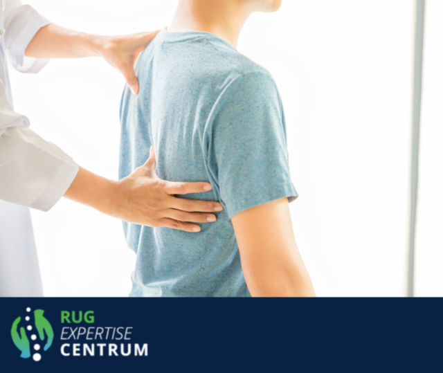 Kyfose – Rug Expertise Centrum Rugklachten, Rugpijn, Rug en Bekkencentrum Breda, Krullaards Perfect Reset Breda, Rug Expertise Centrum Breda, REC Breda, Fysiotherapie Breda, Fysio Breda, Fysiotherapeut Breda, REC Amsterdam, fysiotherapie Amsterdam, Fysio Amsterdam, Fysiotherapeut Amsterdam, Rug Expertise Centrum Amsterdam, Nekpijn, Nekklachten, Rug Expertise Centrum Delft, REC Delft, Rug specialist, Fysiotherapie Delft, Fysio Delft, Fysiotherapeut Delft, Nekpijn Amsterdam, Rugpijn Amsterdam, Nekpijn Delft, Nekpijn Breda, Rugpijn Delft, Rugpijn Breda, Rugpijn Amsterdam, Rugklachten, Nekklachten, Rug Expert, Rug Expertise Centrum Edam, REC Edam, Rugspecialist Edam, Rugklachten Edam, Fysiotherapeut Edam, Fysiotherapie Edam, REC Goes, Rug Expertise Centrum Goes, Rugspecialist Goes, Nekpijn Goes, Fysio Goes, Rugspecialist Zeeland, Fysiotherapie Goes, Fysio Goes, REC Haarlem, Rugspecialist Haarlem, Fysio Haarlem, Fysiotherapeut Haarlem, Fysiotherapie Haarlem, REC Hoorn, Rugspecialist Hoorn, Rugklachten Hoorn, Fysio Hoorn, Fysiotherapie Hoorn, Fysiotherapeut Hoorn, REC Purmerend, Rugspecialist Purmerend, Rug Expertise Centrum Nederland, Fysio Purmerend, Fysiotherapeut Purmerend, Fysio Rotterdam, Fysiotherapie Rotterdam, Fysiotherapeut Rotterdam, Rug Expertise Centrum Rotterdam, REC Rotterdam, Rugspecialist Rotterdam, Fysio Sint Oedenrode, Fysiotherapie Sint Oedenrode, REC Sint Oedenrode, Rug Expertise Centrum Sint Oedenrode, Rugspecialist Sint Oedenrode, REC Vlaardingen, Rug Expertise Centrum Vlaardingen, Fysio Vlaardingen Fysiotherapie Vlaardingen, Fysiotherapeut Sint Oedenrode, Fysiotherapeut Vlaardingen, REC Zierikzee, Rug Expertise Centrum Zierikzee, Fysio Zierikzee, Fysiotherapeut Zierikzee, Fysiotherapie Rug, Manuele therapie, Fysiotherapie voor de rug, Rein-Jan Elenbaas, Fysiotherapeut, Fysiotherapie behandeling, Online onderzoek, Online rugtest, Behandeling, Fydee Vitae, KPR, Krullaards Perfect Reset, Specifieke Rugklachten