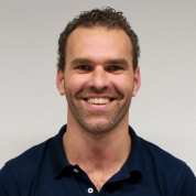 Fysiotherapeut Rein-Jan Elenbaas - Fysiotherapie Goes Zuid en Rug Expertise Centrum Goes Rugklachten, Rugpijn, Rug en Bekkencentrum Breda, Krullaards Perfect Reset Breda, Rug Expertise Centrum Breda, REC Breda, Fysiotherapie Breda, Fysio Breda, Fysiotherapeut Breda, REC Amsterdam, fysiotherapie Amsterdam, Fysio Amsterdam, Fysiotherapeut Amsterdam, Rug Expertise Centrum Amsterdam, Nekpijn, Nekklachten, Rug Expertise Centrum Delft, REC Delft, Rug specialist, Fysiotherapie Delft, Fysio Delft, Fysiotherapeut Delft, Nekpijn Amsterdam, Rugpijn Amsterdam, Nekpijn Delft, Nekpijn Breda, Rugpijn Delft, Rugpijn Breda, Rugpijn Amsterdam, Rugklachten, Nekklachten, Rug Expert, Rug Expertise Centrum Edam, REC Edam, Rugspecialist Edam, Rugklachten Edam, Fysiotherapeut Edam, Fysiotherapie Edam, REC Goes, Rug Expertise Centrum Goes, Rugspecialist Goes, Nekpijn Goes, Fysio Goes, Rugspecialist Zeeland, Fysiotherapie Goes, Fysio Goes, REC Haarlem, Rugspecialist Haarlem, Fysio Haarlem, Fysiotherapeut Haarlem, Fysiotherapie Haarlem, REC Hoorn, Rugspecialist Hoorn, Rugklachten Hoorn, Fysio Hoorn, Fysiotherapie Hoorn, Fysiotherapeut Hoorn, REC Purmerend, Rugspecialist Purmerend, Rug Expertise Centrum Nederland, Fysio Purmerend, Fysiotherapeut Purmerend, Fysio Rotterdam, Fysiotherapie Rotterdam, Fysiotherapeut Rotterdam, Rug Expertise Centrum Rotterdam, REC Rotterdam, Rugspecialist Rotterdam, Fysio Sint Oedenrode, Fysiotherapie Sint Oedenrode, REC Sint Oedenrode, Rug Expertise Centrum Sint Oedenrode, Rugspecialist Sint Oedenrode, REC Vlaardingen, Rug Expertise Centrum Vlaardingen, Fysio Vlaardingen Fysiotherapie Vlaardingen, Fysiotherapeut Sint Oedenrode, Fysiotherapeut Vlaardingen, REC Zierikzee, Rug Expertise Centrum Zierikzee, Fysio Zierikzee, Fysiotherapeut Zierikzee, Fysiotherapie Rug, Manuele therapie, Fysiotherapie voor de rug, Rein-Jan Elenbaas, Fysiotherapeut, Fysiotherapie behandeling, Online onderzoek, Online rugtest, Behandeling